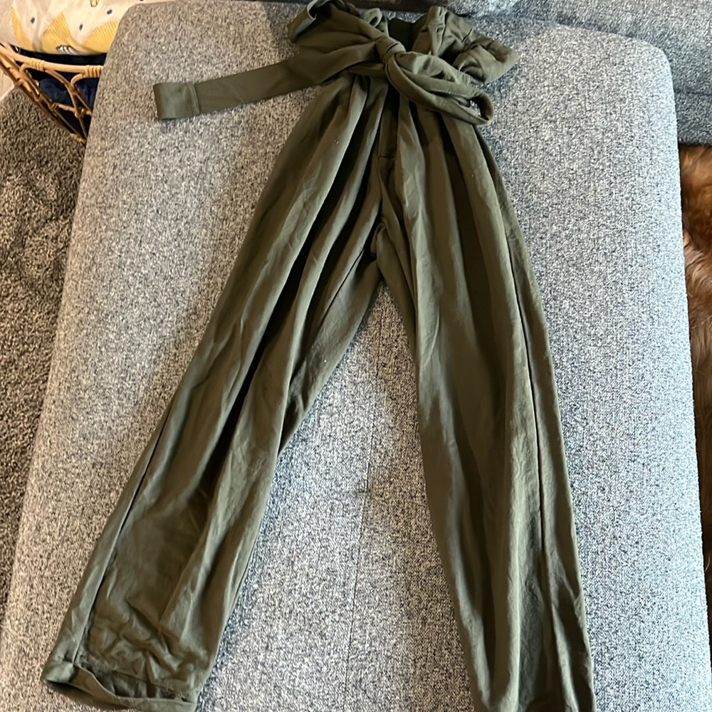 Never worn green dress pants